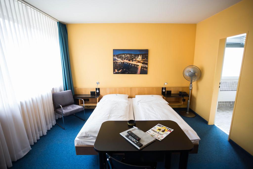 X-Tra Hotel Zürich Exterior foto